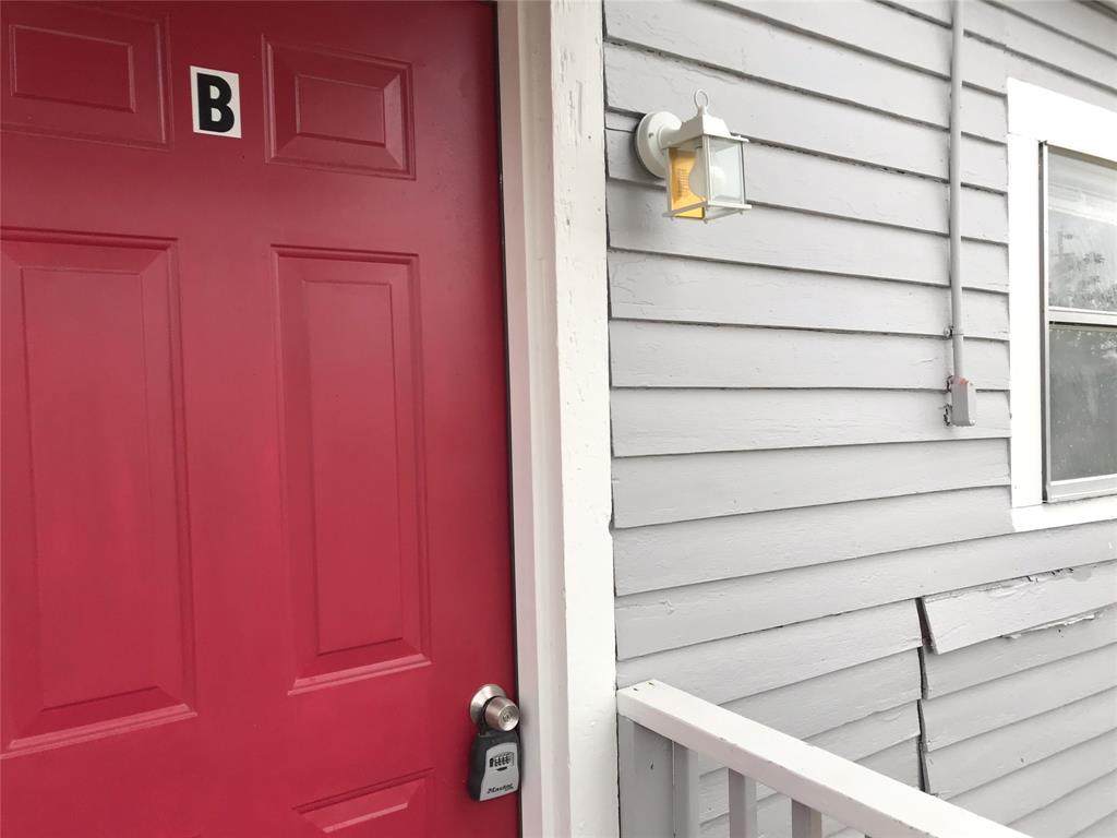 1411 34th Street - Photo 1