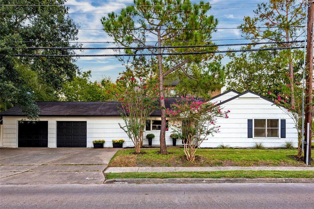 5418 Evergreen Street - Photo 1