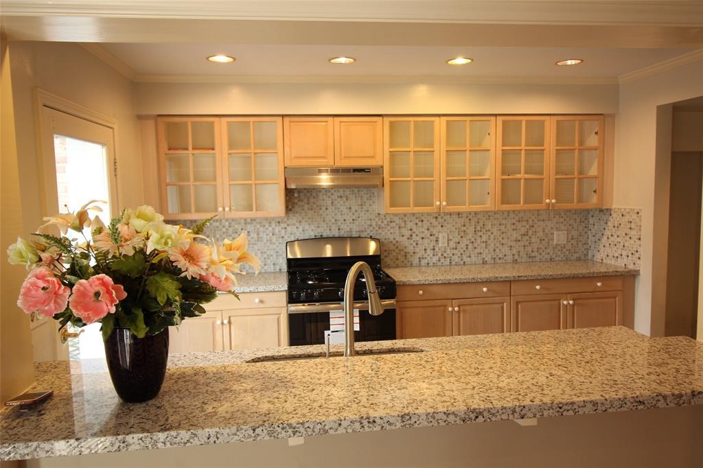 657 Post Oak Lane - Photo 1