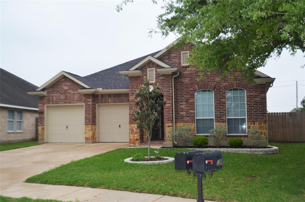 405 Abbey Lane - Photo 1