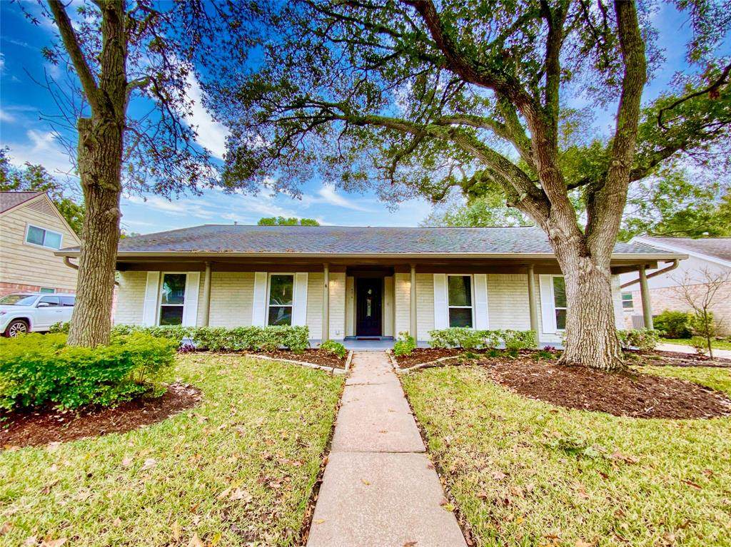4318 Long Grove Drive - Photo 1