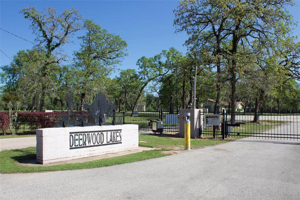000 Redwood Dr - Photo 1