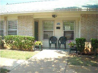 500 Cross Creek - Photo 1