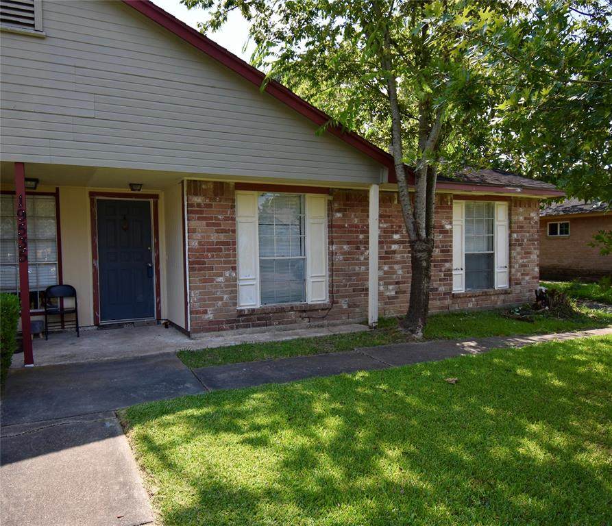 19539 Lazy Valley Drive - Photo 1