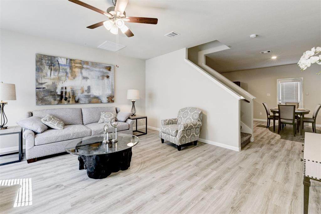 1518 Barcelona Way Dr - Photo 1