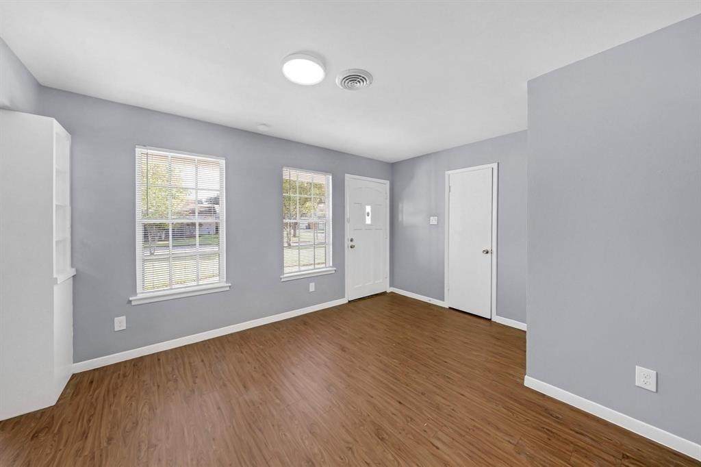 11202 Waxwing Street - Photo 1