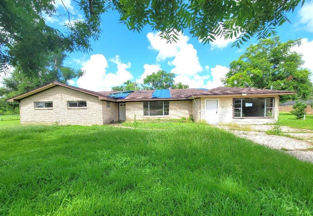 419 Lee Avenue - Photo 1