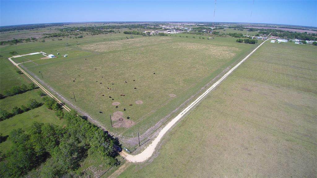 110 Hwy 60 - Photo 1