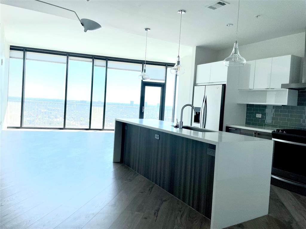 3333 Lake - Photo 1