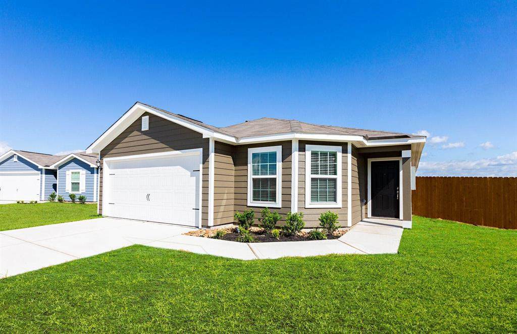 26615 Ezemily Drive - Photo 1