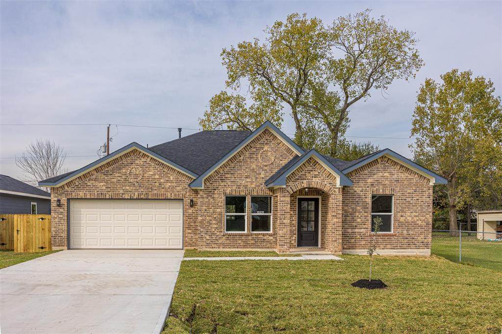 3242 Andricks Road - Photo 1
