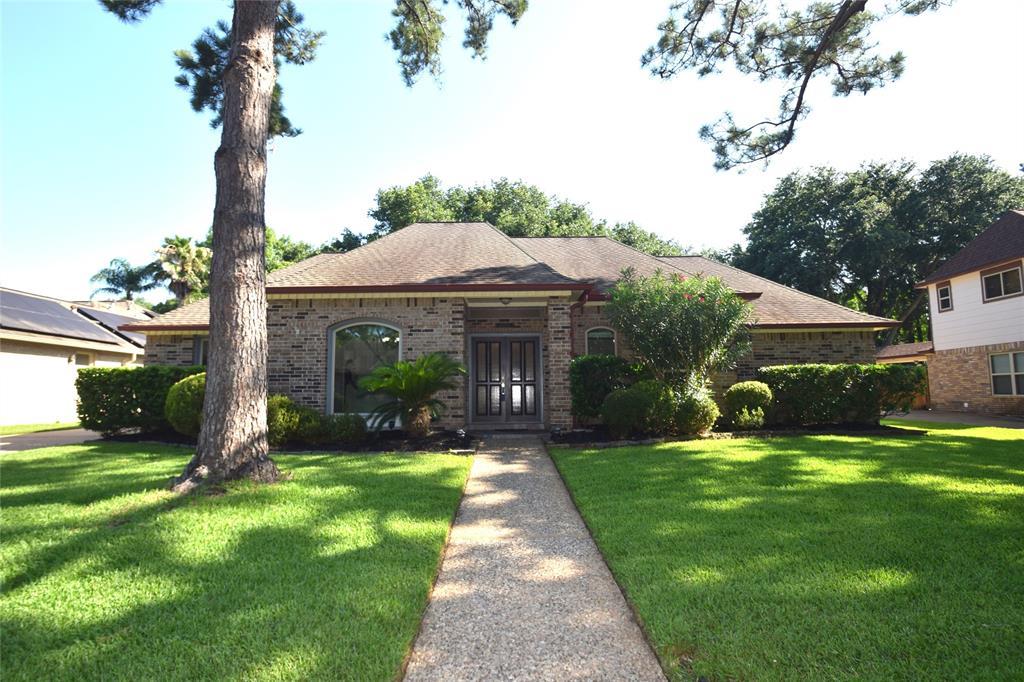 18214 Oakhampton Drive - Photo 1