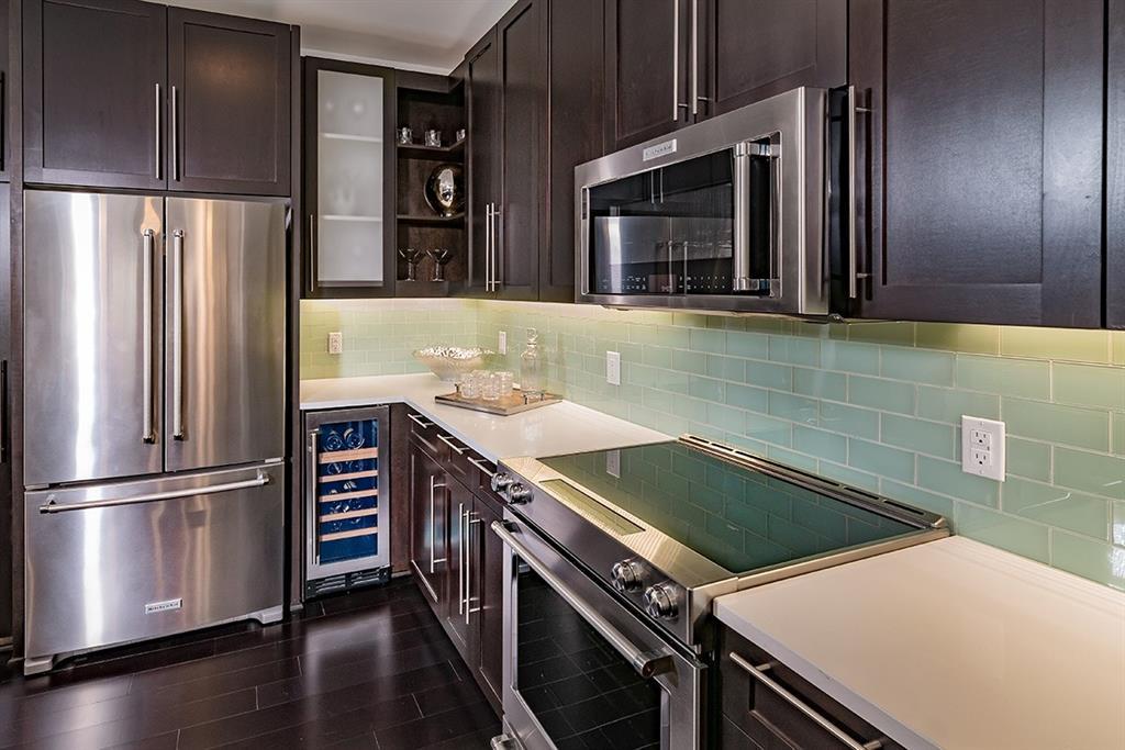 1111 Rusk St - Photo 1