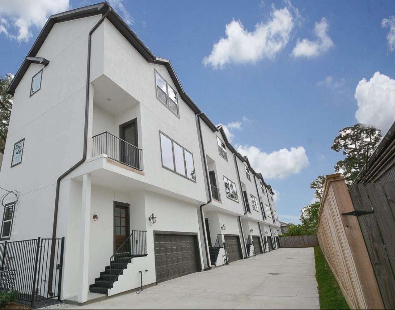 1548 23rd Street - Photo 1