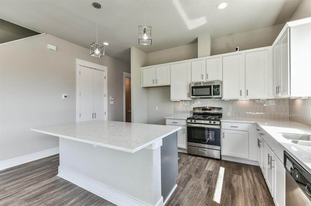 2507 Des Chaumes Street - Photo 1