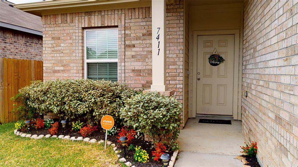 7411 Foxwaithe Lane - Photo 1