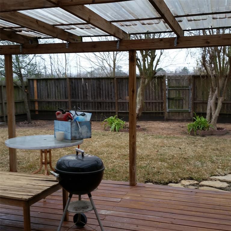 5512 Community Drive - Photo 1