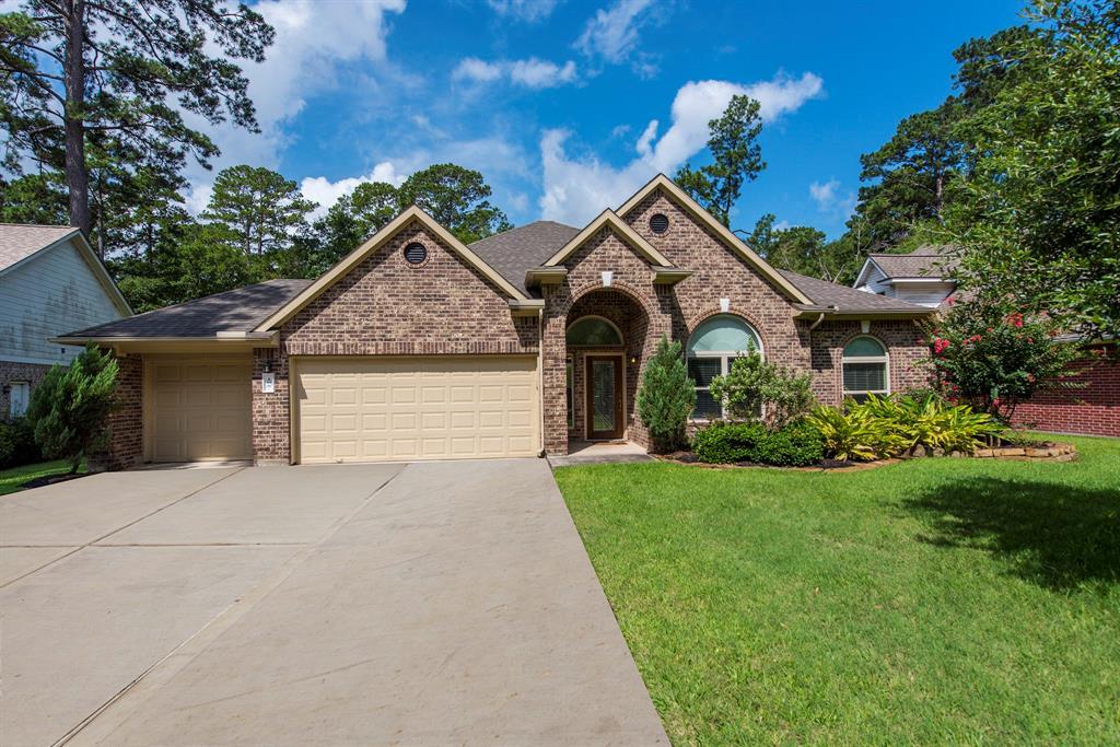 105 Park Way - Photo 1