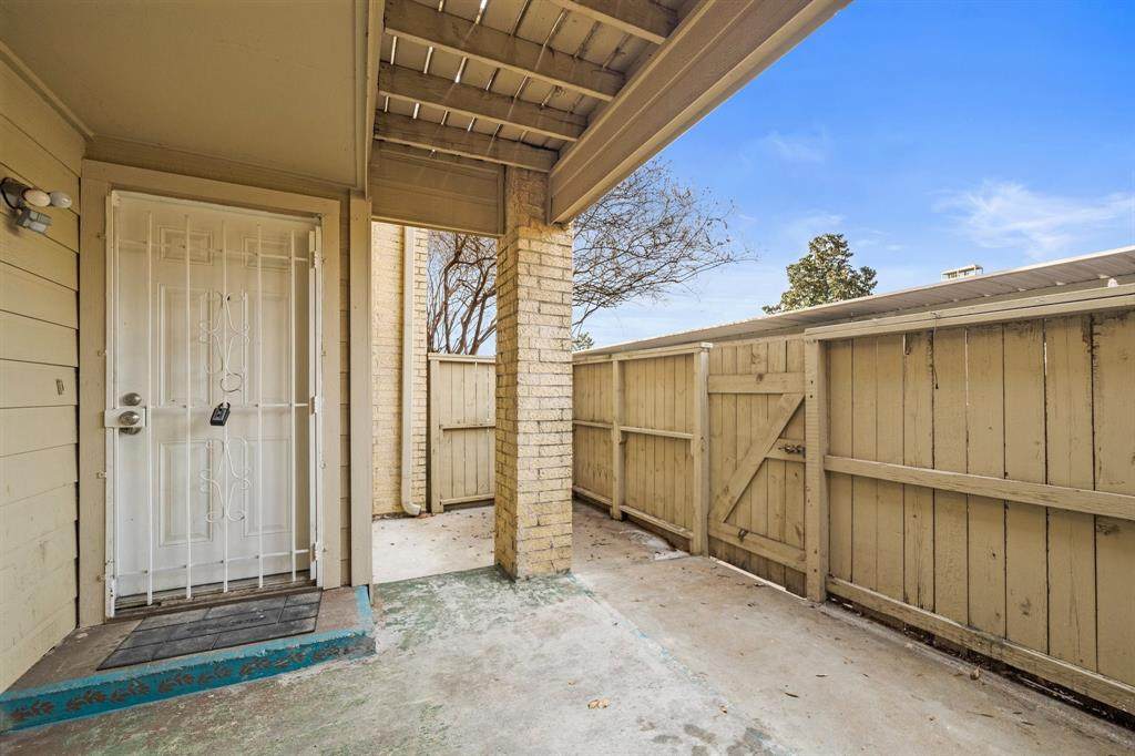 3532 Ocee Street - Photo 1