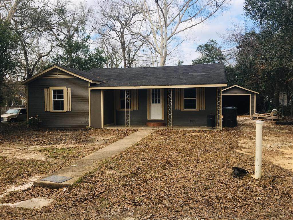 406 Wheat Street - Photo 1
