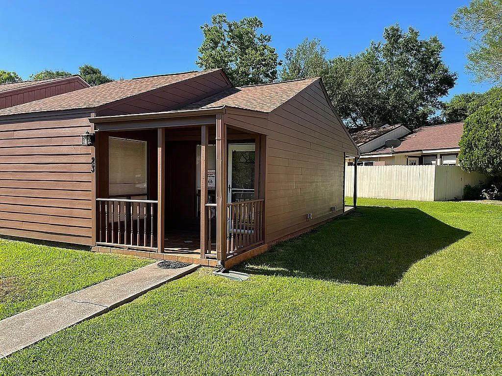 23 Townhouse Lane - Photo 1