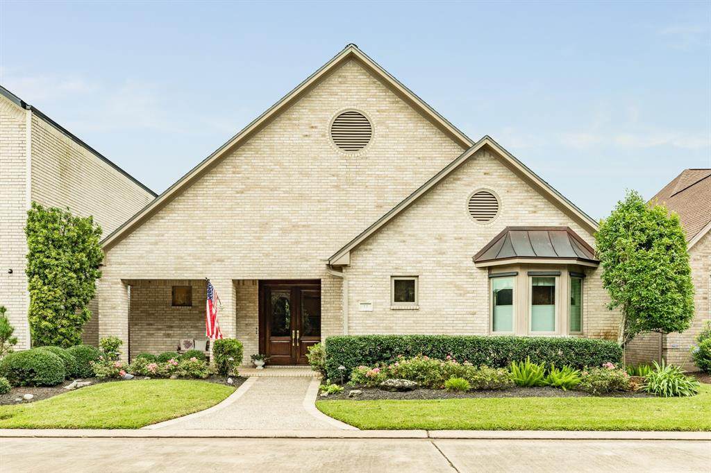 13 Heritage Oak Court - Photo 1