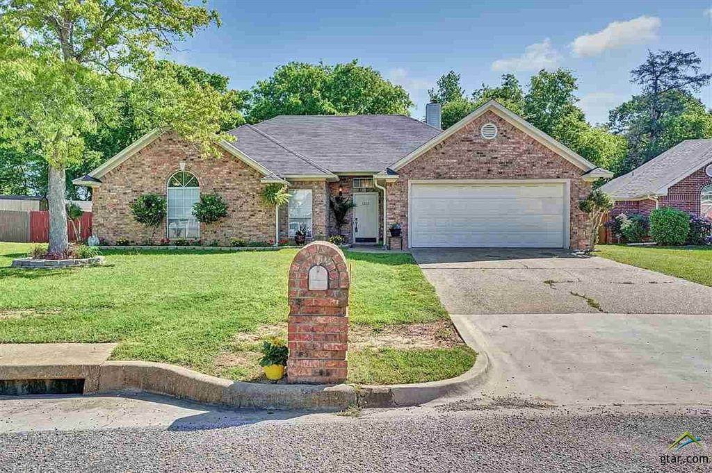 1221 Corey Dr Drive - Photo 1