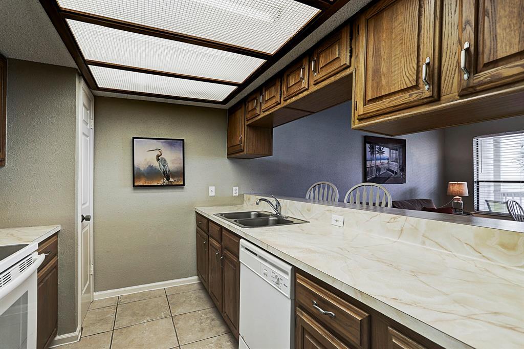 7 Dana Drive - Photo 1