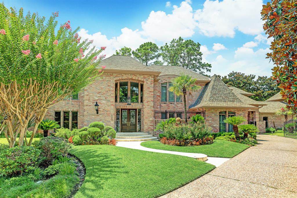 10907 Pama Circle - Photo 1
