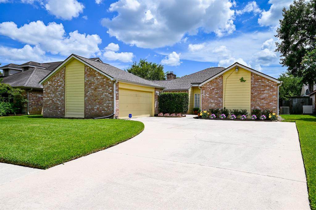 4803 Whispering Falls Drive - Photo 1