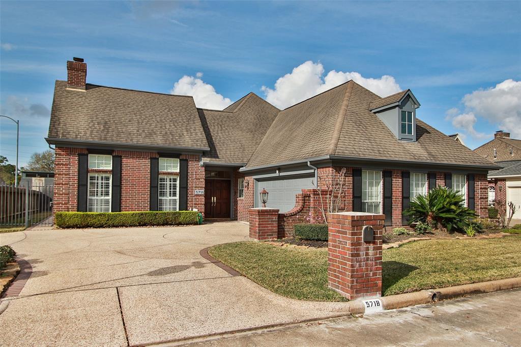 5718 Glen Pines Drive - Photo 1