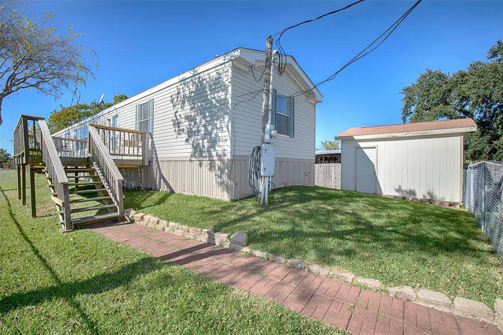 950 12th Street - Photo 1