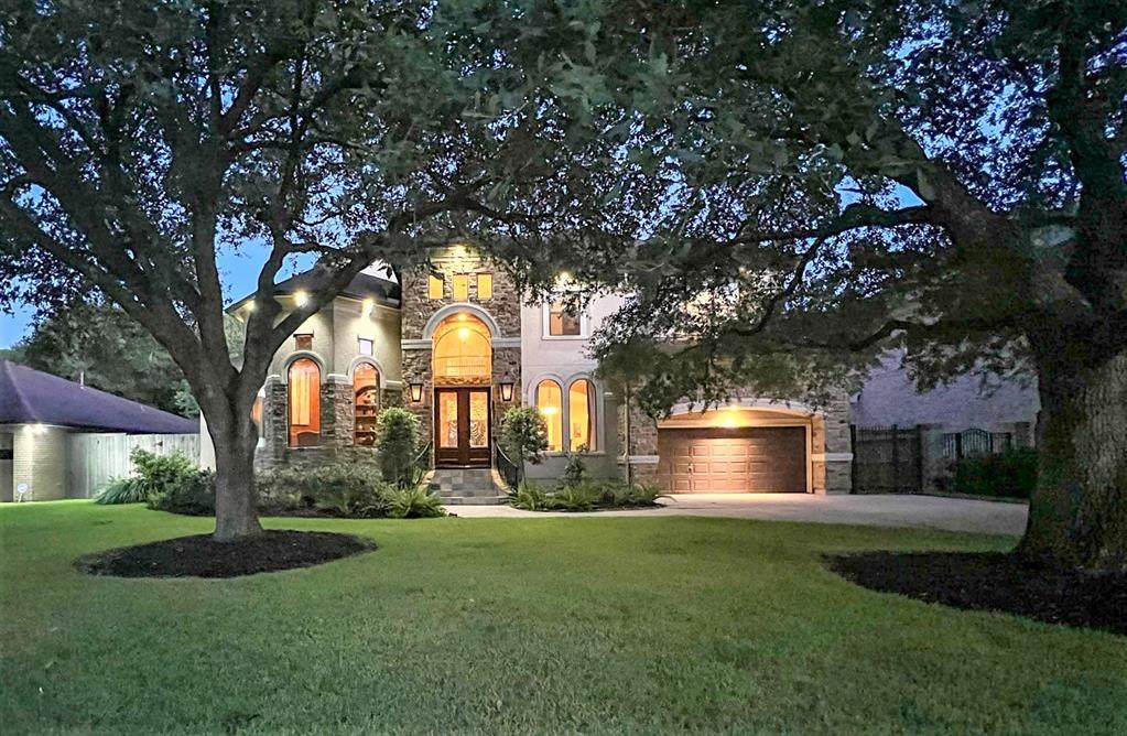 5215 Holly Street - Photo 1