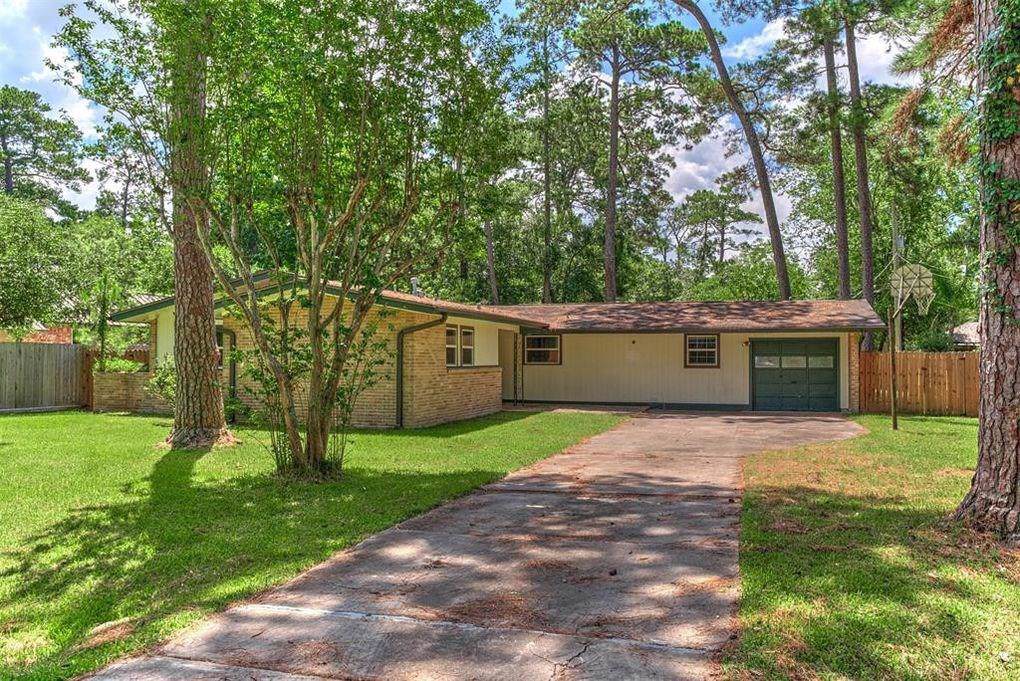 1034 Royal Oak Drive - Photo 1