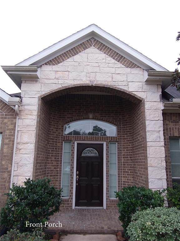 218 Honeysuckle Vine Drive - Photo 1