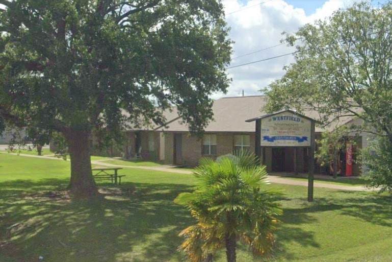 815 Russell Ave - Photo 1