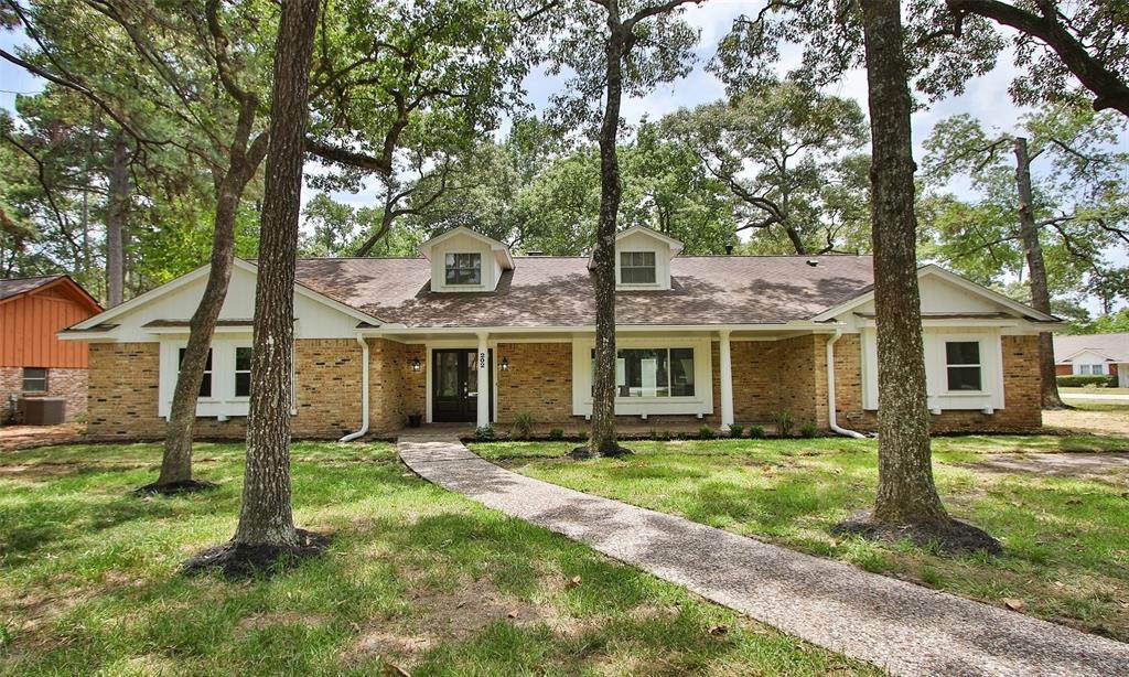 202 Basswood Drive - Photo 1