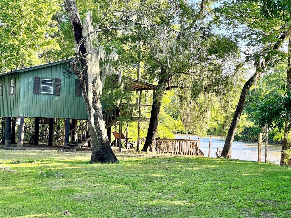 355 Connolly Road - Photo 1
