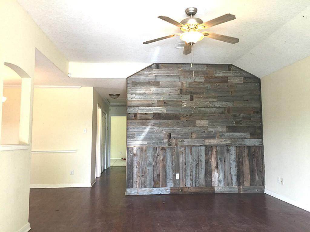 11911 21st Street - Photo 1