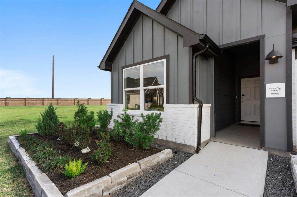 3827 Haydon Ridge Lane - Photo 1