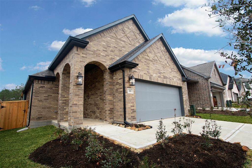 321 Andes Drive - Photo 1