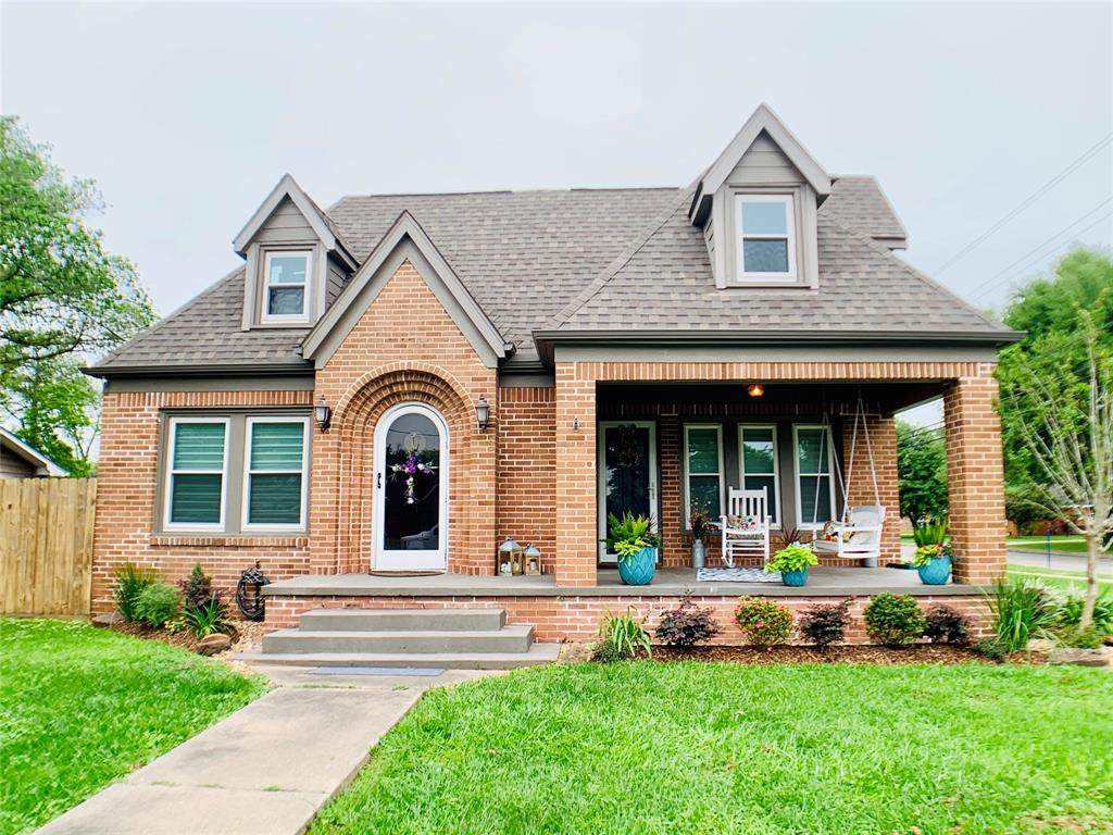 210 Merritt Street - Photo 1