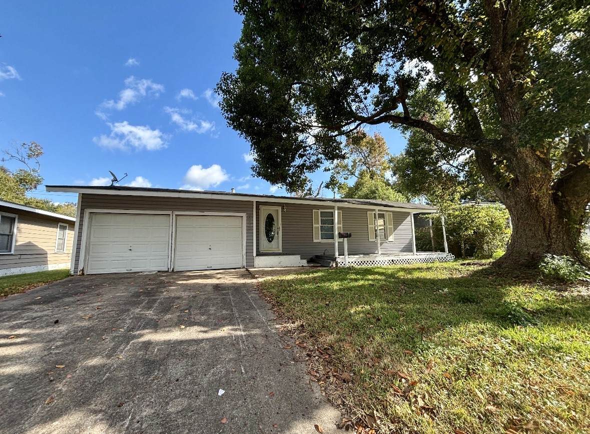 612 Winding Way Street - Photo 1