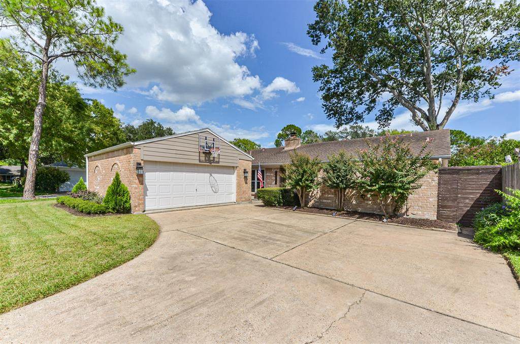 12844 Westleigh Drive - Photo 1