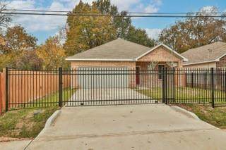 873 Dolly Wright Street - Photo 1