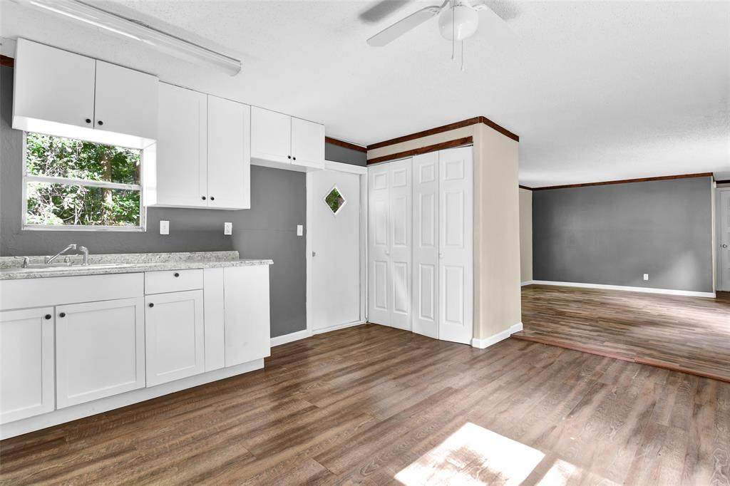289 County Road 2219 - Photo 1
