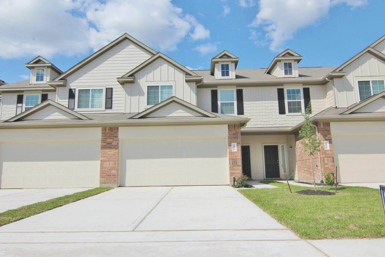 18130 Bethany Manor Court - Photo 1