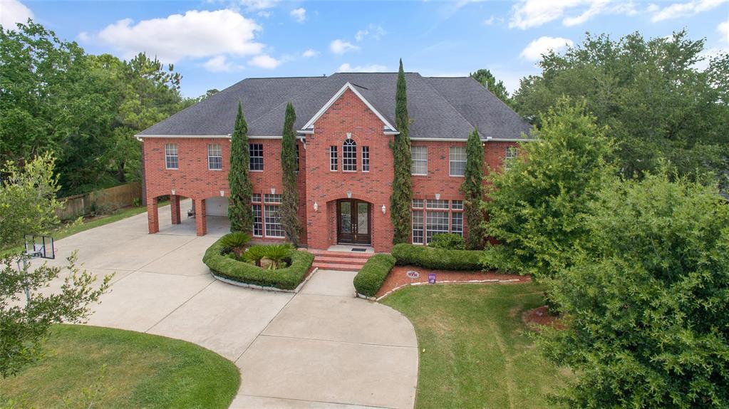 806 Edgewood Drive - Photo 1