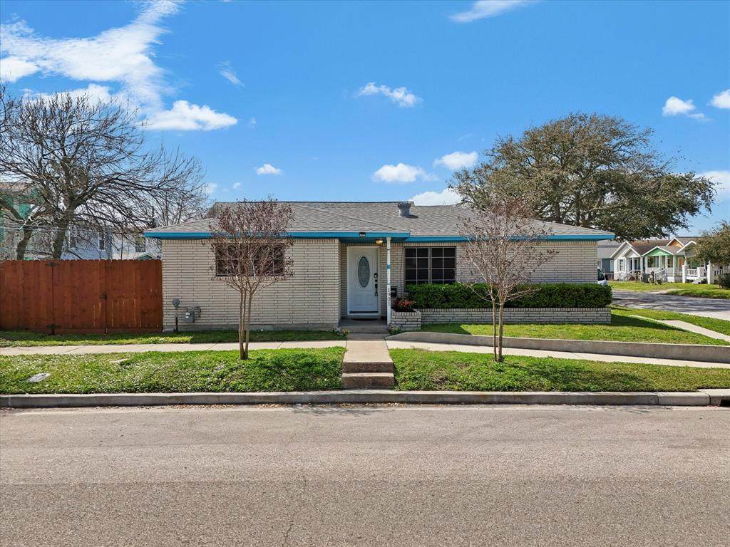 1901 49th Street - Photo 1