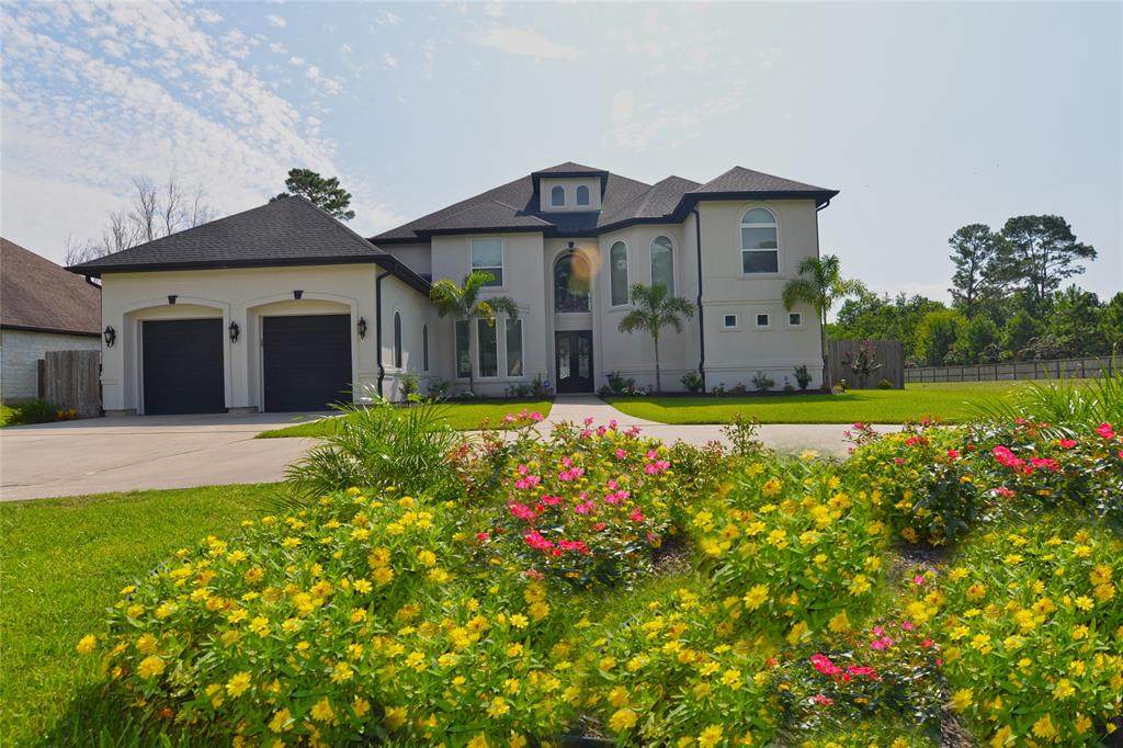 5515 Forest Cove Drive - Photo 1